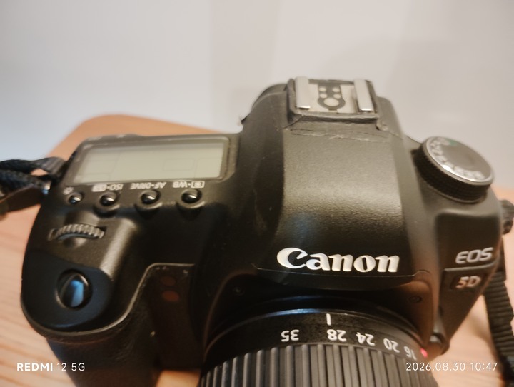 Canon 5D Mark II + ef 16-35mm f2.8 l ii usm