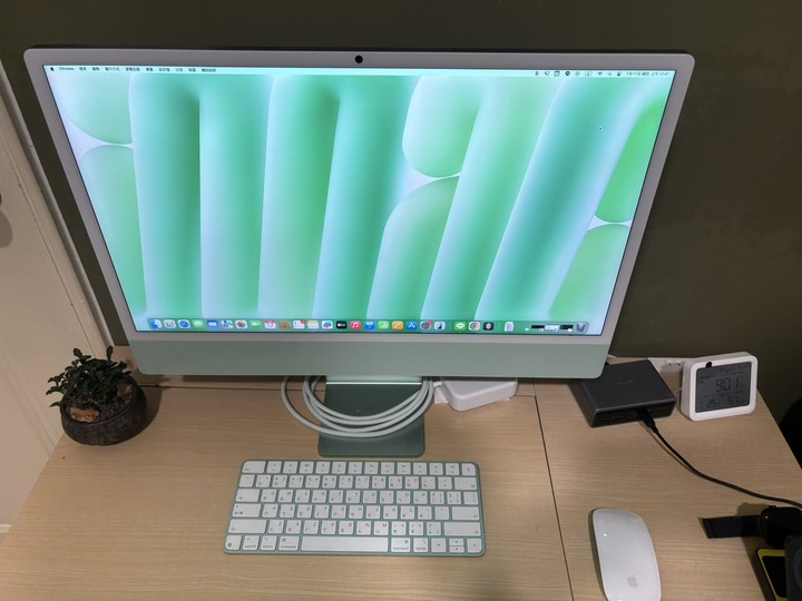 iMac M4 24吋 8核/16G/256G 二手 (綠色)