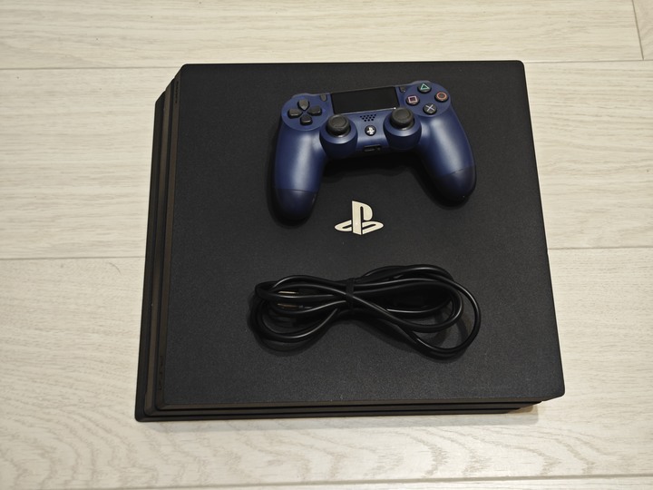 PS4 pro 1TB