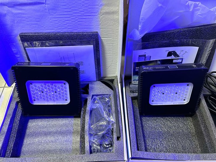 【售】ZOOX ZX8造浪機、魔神GT-100 BLUE+燈具