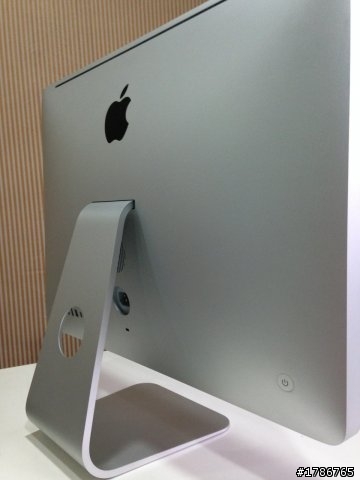 IMAC 21.5 2009 LATE