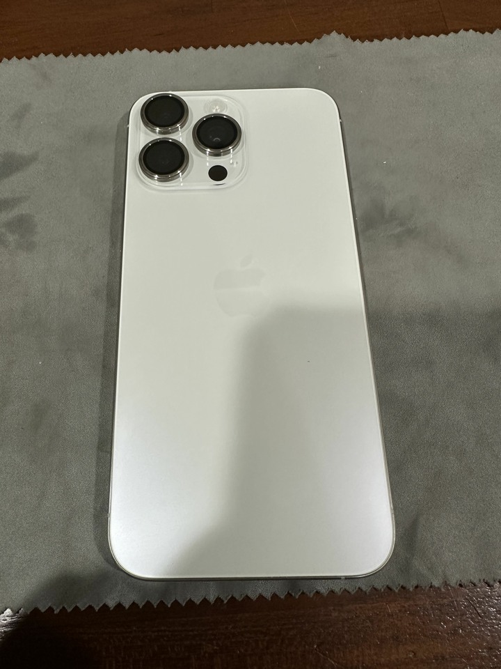 iphone 15 pro max 256GB 9.5成新 女用機 已過保