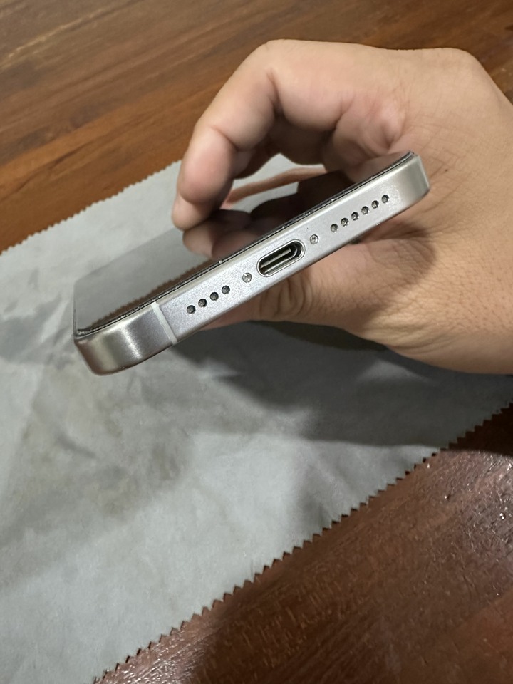 iphone 15 pro max 256GB 9.5成新 女用機 已過保