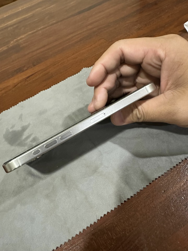iphone 15 pro max 256GB 9.5成新 女用機 已過保