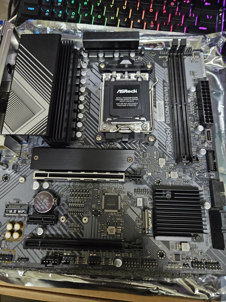 (保固內)ASRock 華擎B650M-HDV/M.2 AMD AM5 M-ATX 主機板