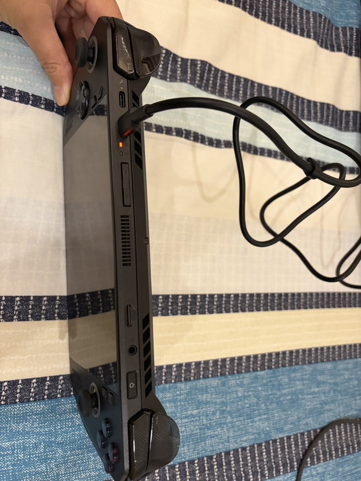 ASUS華碩 ROG ALLY X ALLY-RC72LA