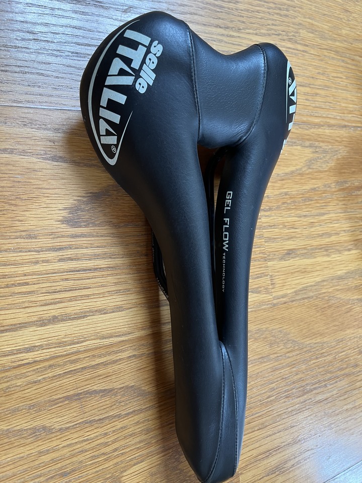 Saddle