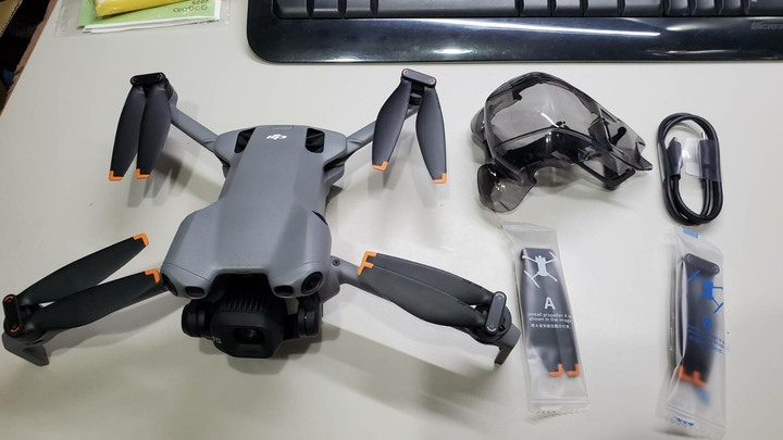 DJI mini 5 pro 長續航單機版公司貨 (不含搖控器)