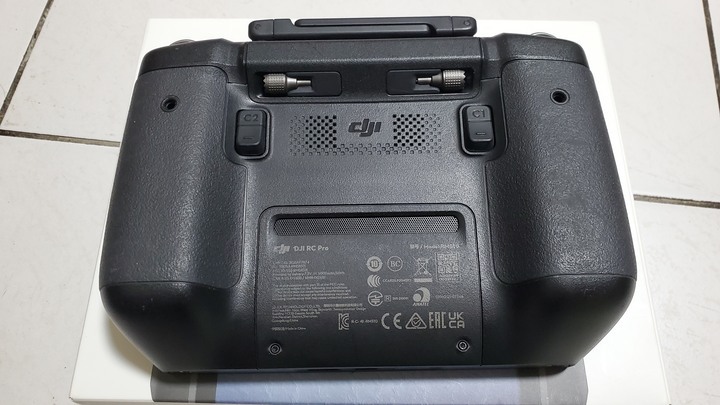 DJI RC PRO 帶屏搖控器