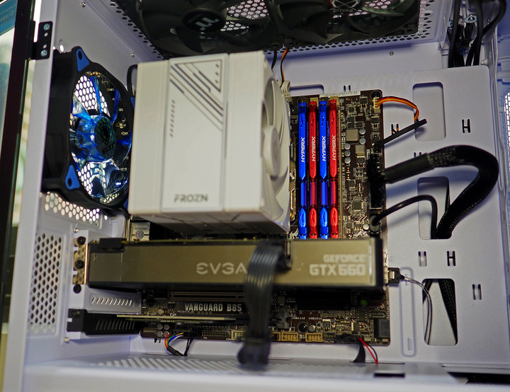售$8900 開機就能使用 Win11 Pro i7-4790 \ VANGUARD B85 \ RAM 16G \ M.2 SSD 512GB \GTX 660 2GB\HDD 1TB\USB3.0