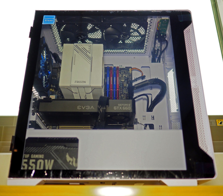 售$8900 開機就能使用 Win11 Pro i7-4790 \ VANGUARD B85 \ RAM 16G \ M.2 SSD 512GB \GTX 660 2GB\HDD 1TB\USB3.0