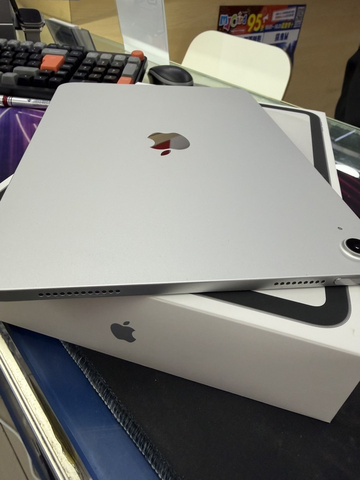 Ipad11[A16]128G銀+購買後極少使用[保固長]機美如新!!!