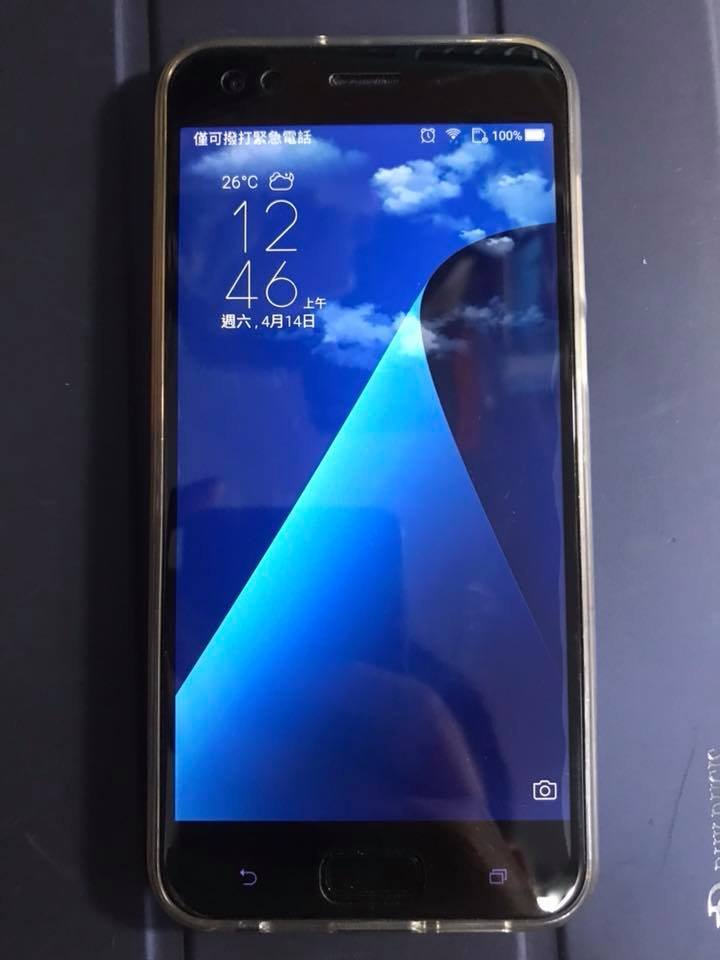 ZenFone 4 (2017, ZE554KL) 4GB/64GB 星空黑