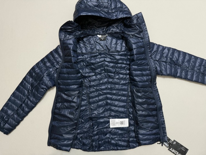 Norrona Trollveggen 800FP羽絨連帽外套女XS