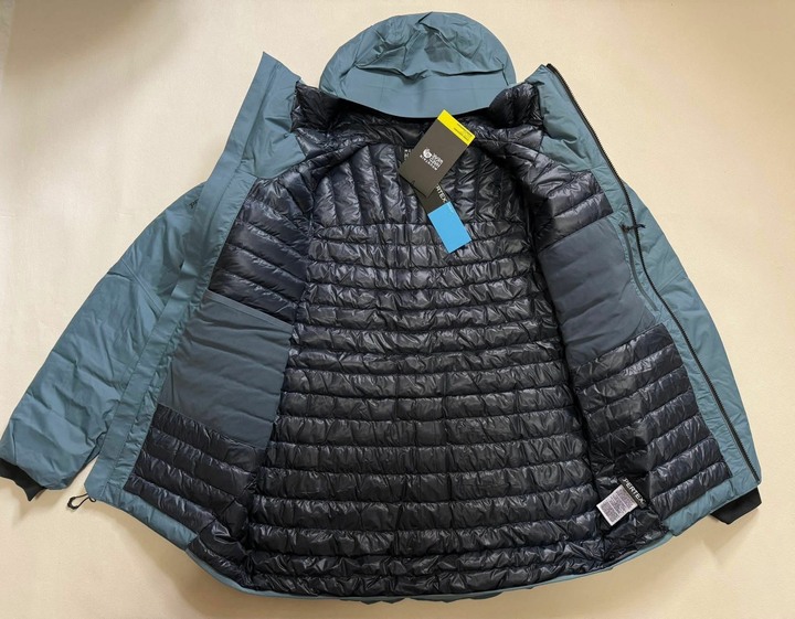Mountain Hardwear Storm Whisperer 羽絨外套M