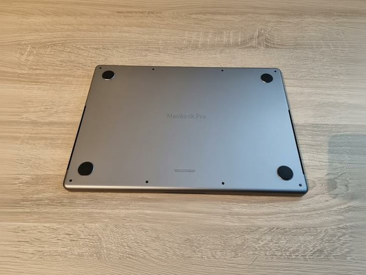 高階客製版 MacBook Pro 14 M1 Pro /16GPU/1TB 很新很乾淨