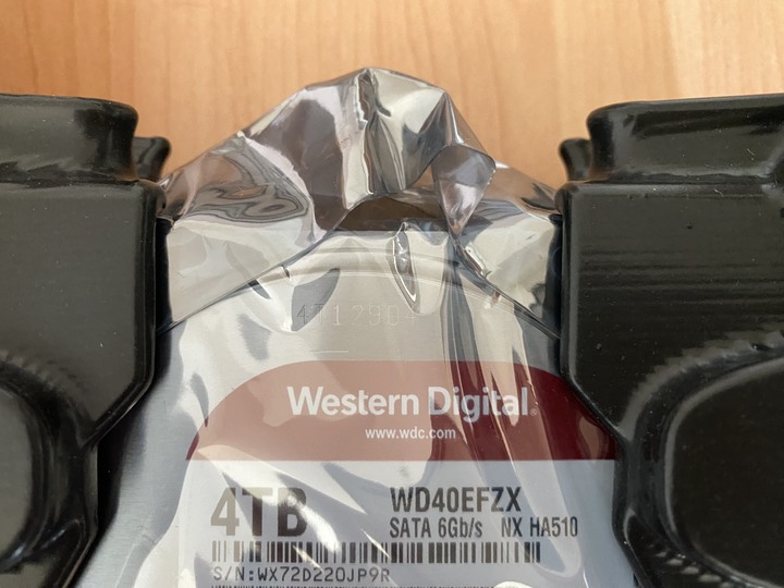 WD 紅標4TB NAS 硬碟