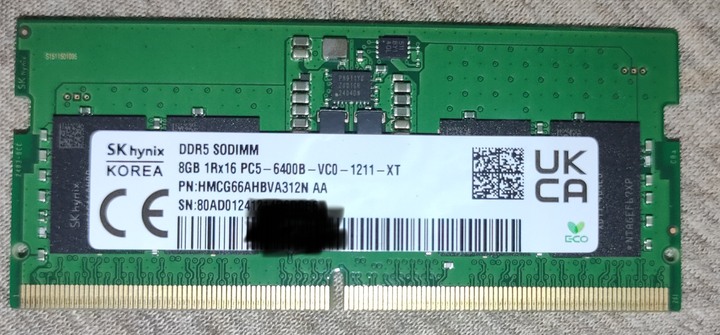 便宜海力士DDR5 8GB 6400MHZ（高頻A-die）＋筆電轉桌機用轉接卡