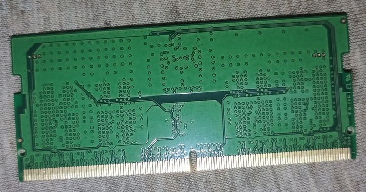 便宜海力士DDR5 8GB 6400MHZ（高頻A-die）＋筆電轉桌機用轉接卡