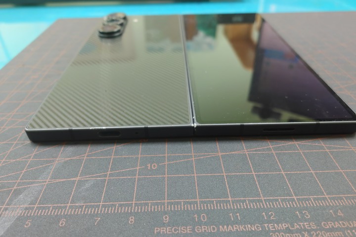 Samsung FOLD 6 剛岩黑 512G