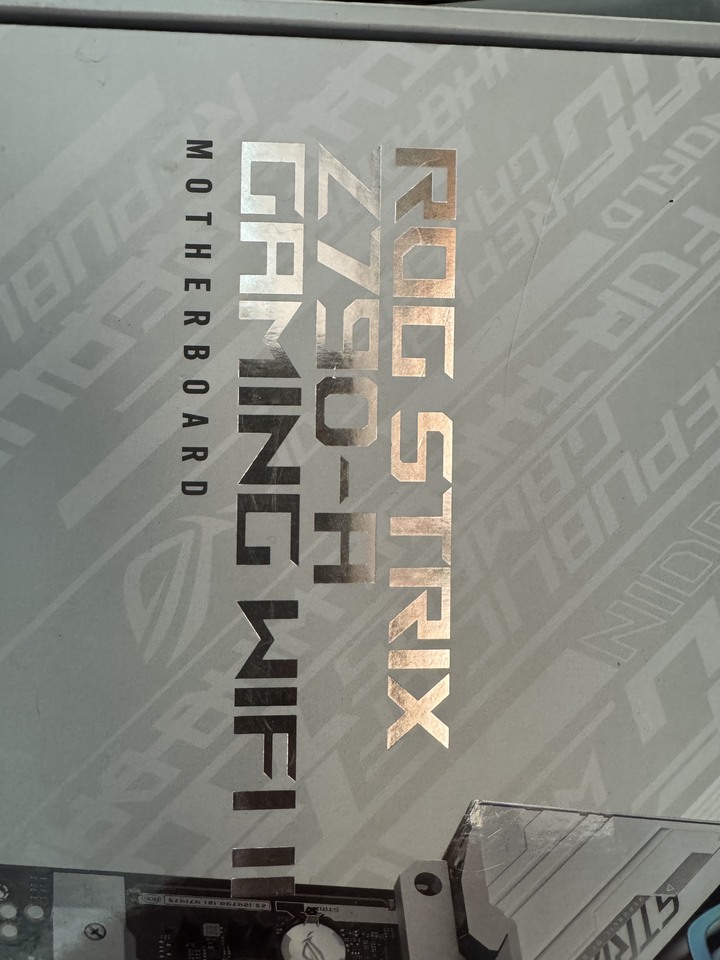 ROG STRIX Z790-A GAMING WIFI II D5