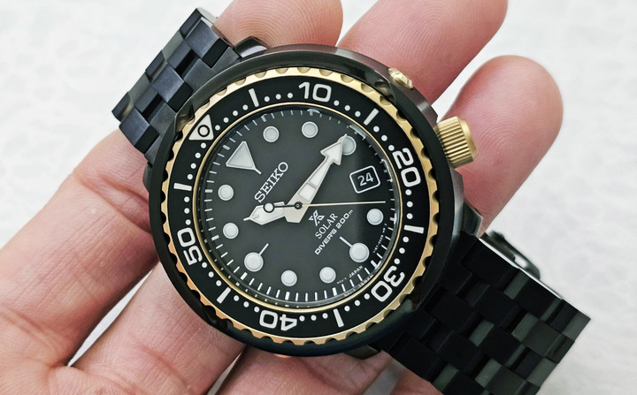 Seiko Prospex Solar SNE498P1。絕版黑金小鮪魚。200M光動能鮪魚罐頭。sne498。sne497J1