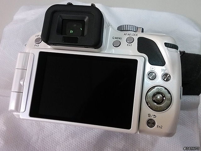 (下殺)G5 白色 公司貨 盒裝 單機身 近全新 (2014年5月21購入非 GF5 GF6 G3 GH2 GH3)
