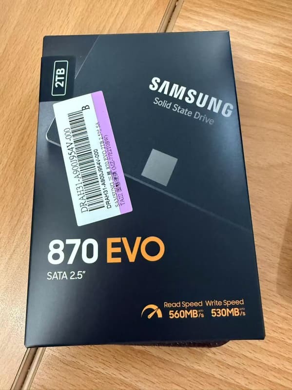 全新未拆封 Samsung 三星 870 EVO 2TB 2.5吋 SATA SSD