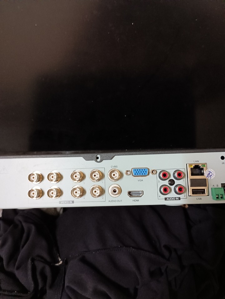 ICATCH/8路 4聲音 KMQ-0828EU DVR 監控主機附紫標2TB 3.5吋監控硬碟
