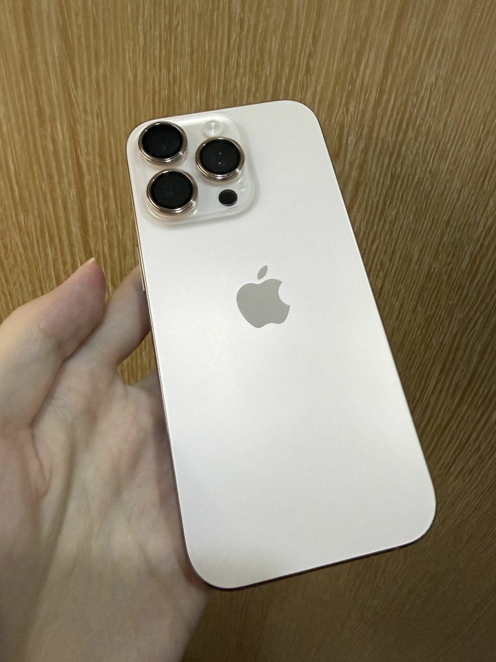 【自售】iPhone 16 Pro 256GB 沙漠色鈦金屬96%