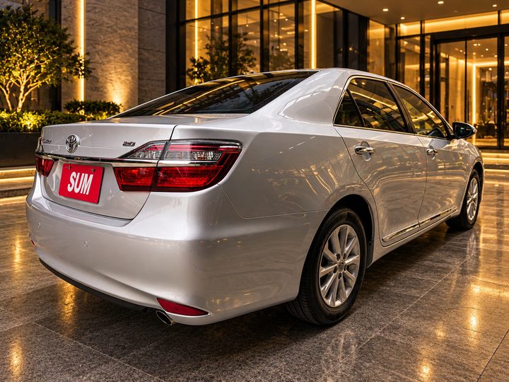 2016 Toyota Camry 2.0豪華版|僅跑1.5萬公里|售30.8萬