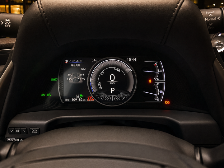 2019 Lexus ES300h|油電豪華房車|89.8萬