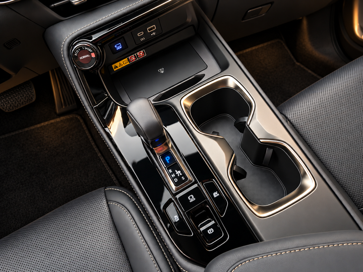 2026 NX350h 頂級特仕|新車246.8萬|僅跑4千|售199萬