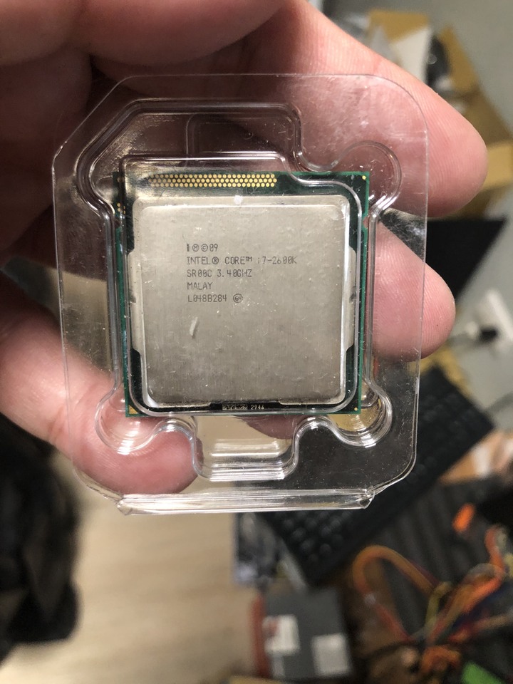 售 窮人電腦救星 i7 2600k cpu 良品 台中市區面交