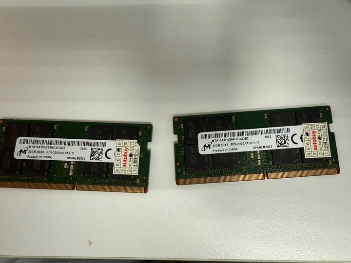 美光DDR4 SODIMM 64G (32G*2)