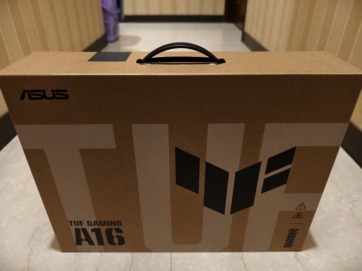 賣ASUS TUF Ryzen 9 8940HX/16G/GeForce RTX5070/512G/W11)