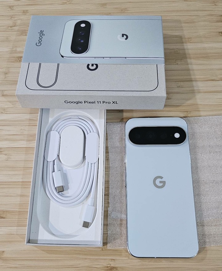 出售極新 美版 Google Pixel 11 Pro XL 256GB