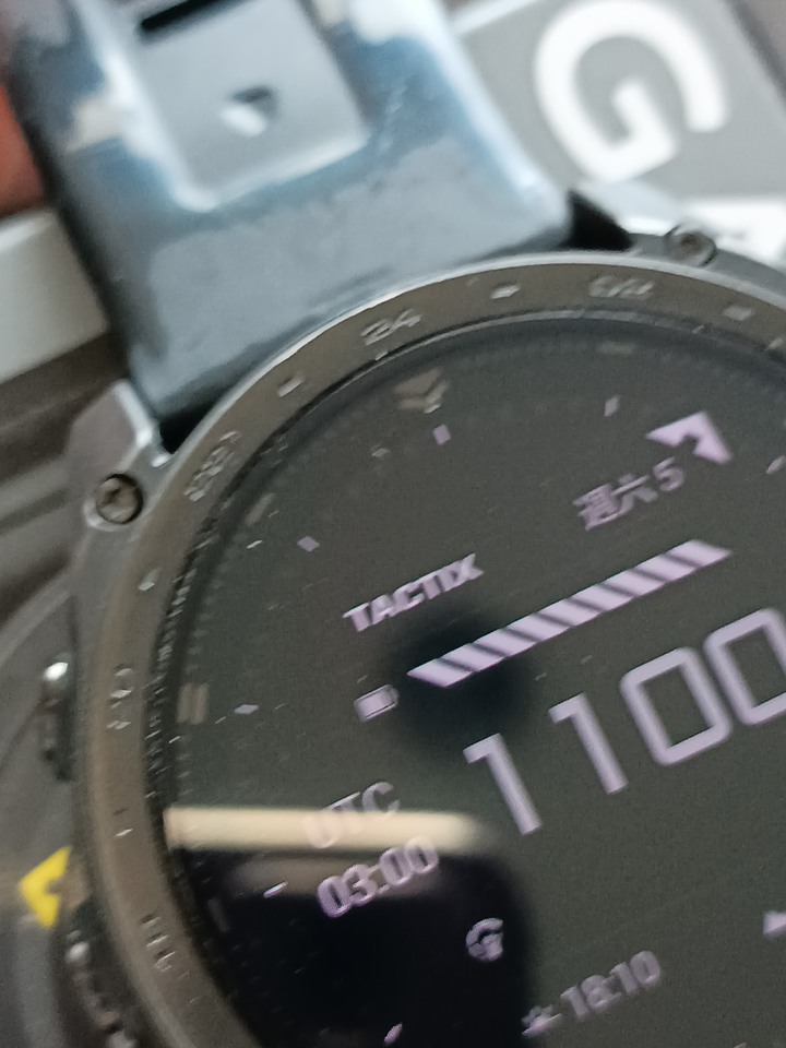Garmin tactix 8 – AMOLED Edition 全方位進階軍用戰術錶 保固內