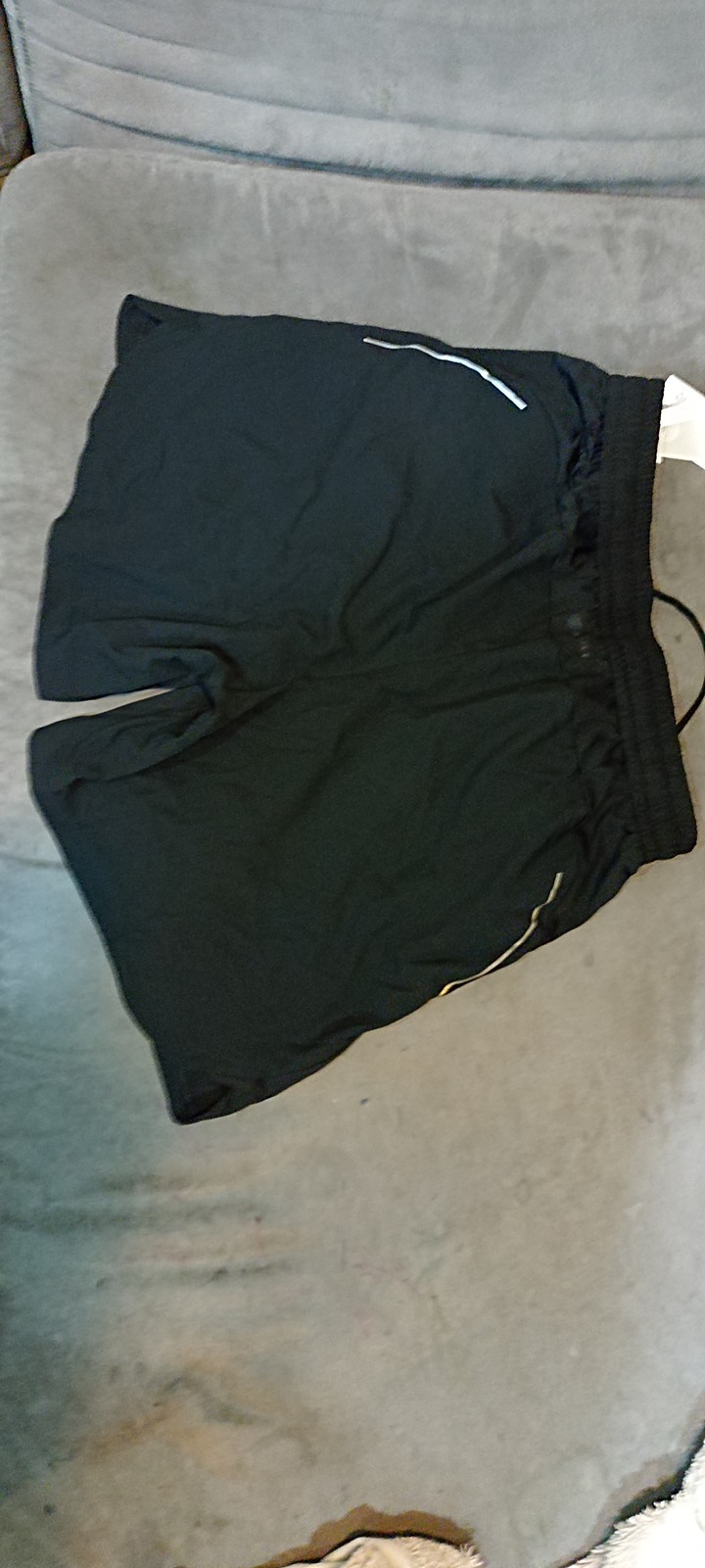全新 Adidas 7吋 運動短褲 XL HD3557 黑色
