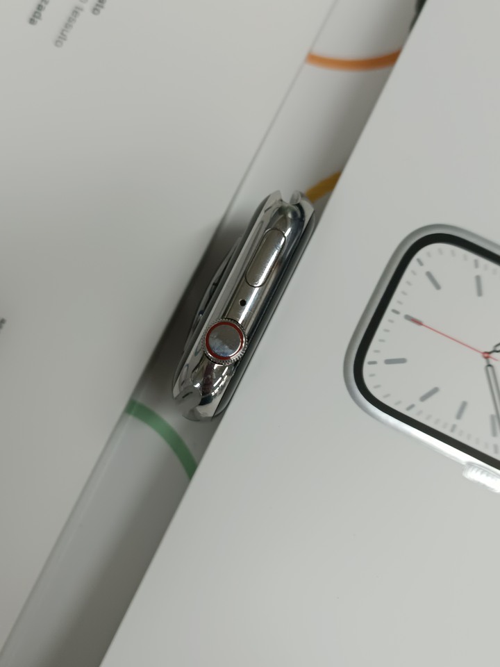 Apple Watch S7 不鏽鋼版本 45mm