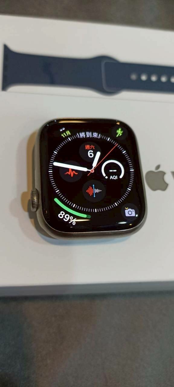 Apple Watch S7 鈦金屬版本 45mm