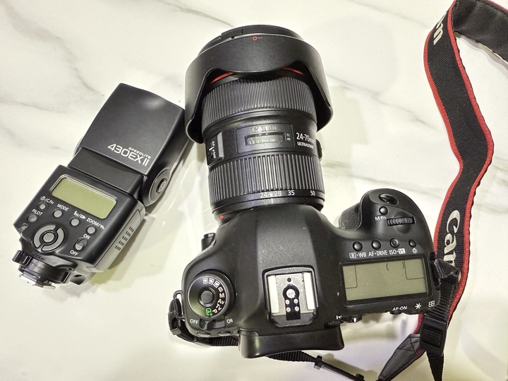 Canon 5D3大全配,加上Canon EF 24-70mm f/2.8L II USM