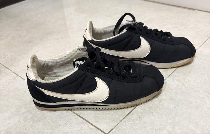 Nike Cortez 經典黑白配色阿甘鞋/女鞋