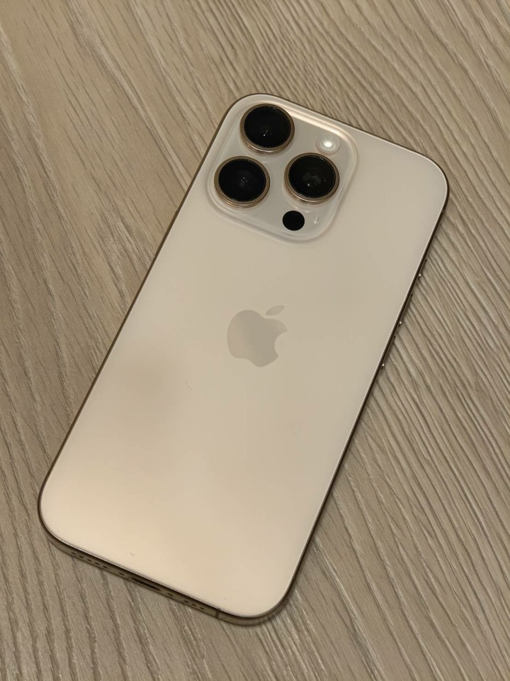 iPhone 16 pro 256G 沙漠金 台灣公司
