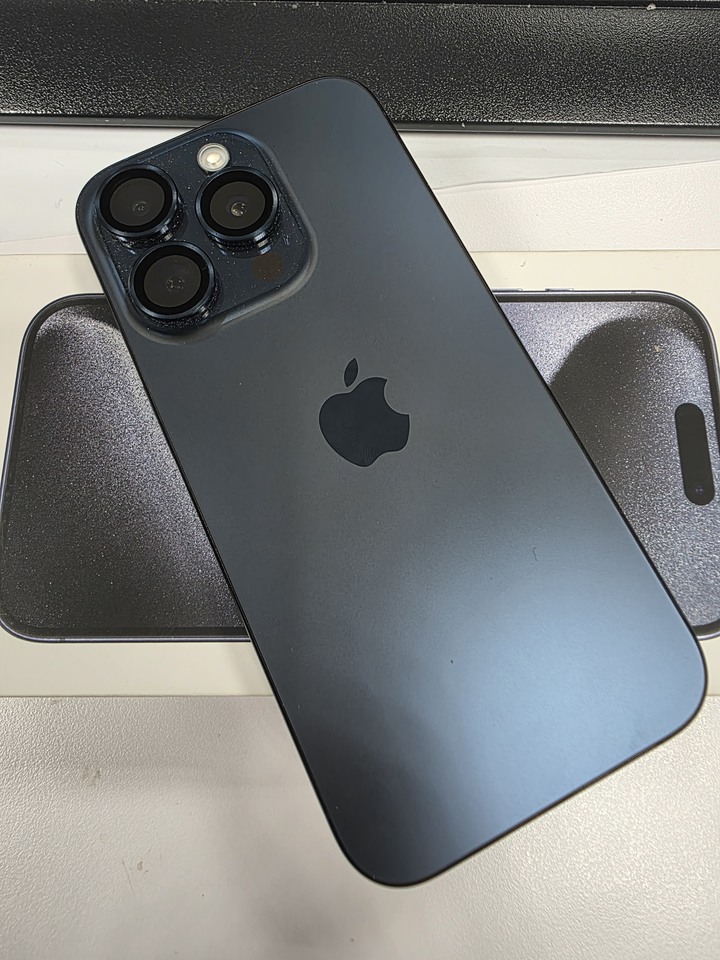 IPhone 15 pro 256g 鈦藍 無傷