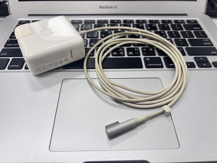 apple macbook magsafe 1 power adapter 45w(附magsafe 2轉接頭)