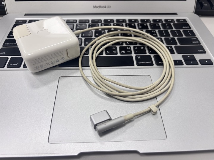apple macbook magsafe 1 power adapter 45w(附magsafe 2轉接頭)