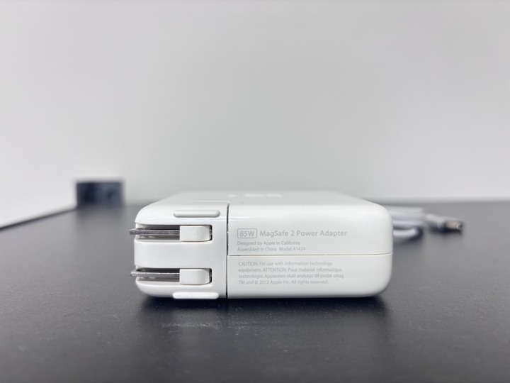 apple macbook magsafe 2 power adapter 85w