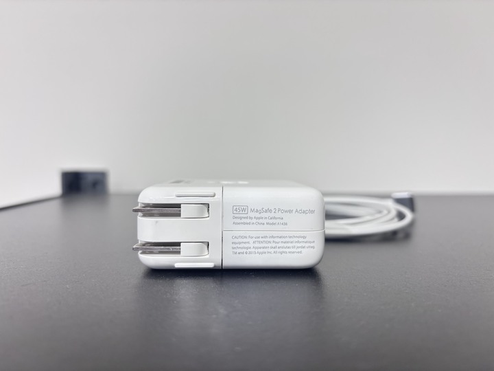 apple macbook magsafe 2 power adapter 45w