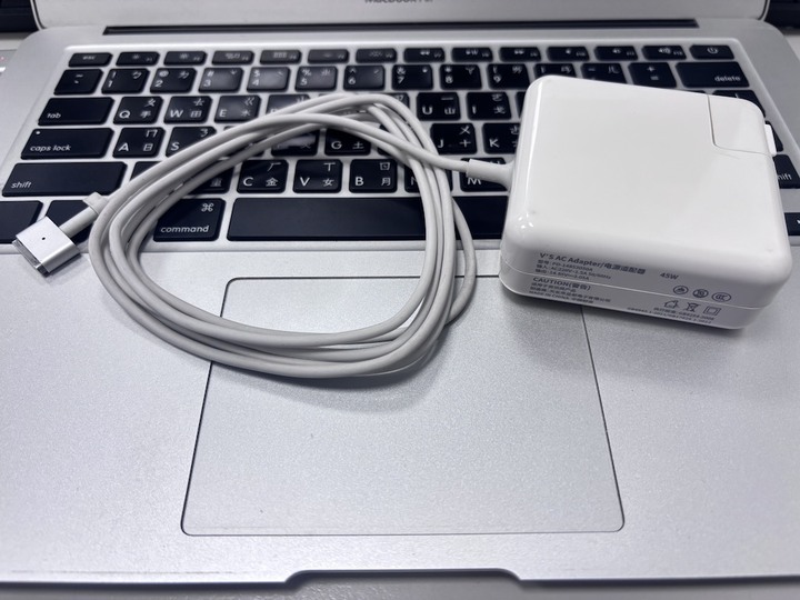 apple macbook magsafe 2 power adapter 45w